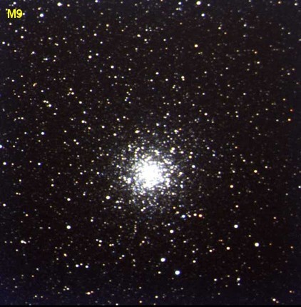 Típus: Gömbhalmaz, &alpha; = 17:19:11.8, &delta; = -18:30:57, Csillagkép: Ophiuchus | Kígyótartó, Fényesség: 7.8, Méret: 720
